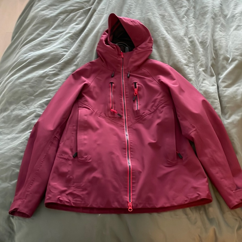 Woods ski jacket, windproof and water resistant size small